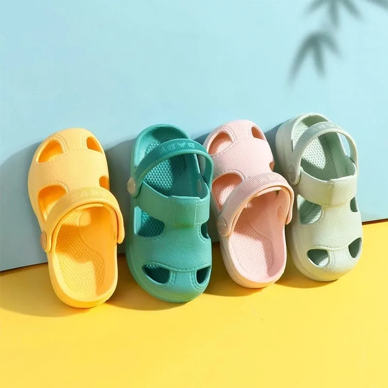 Summer New Baby Hole Shoes 2021 Children Nice Non -slip Soft Floor Old Boys Girl Beach Sandals 1 -5 Years