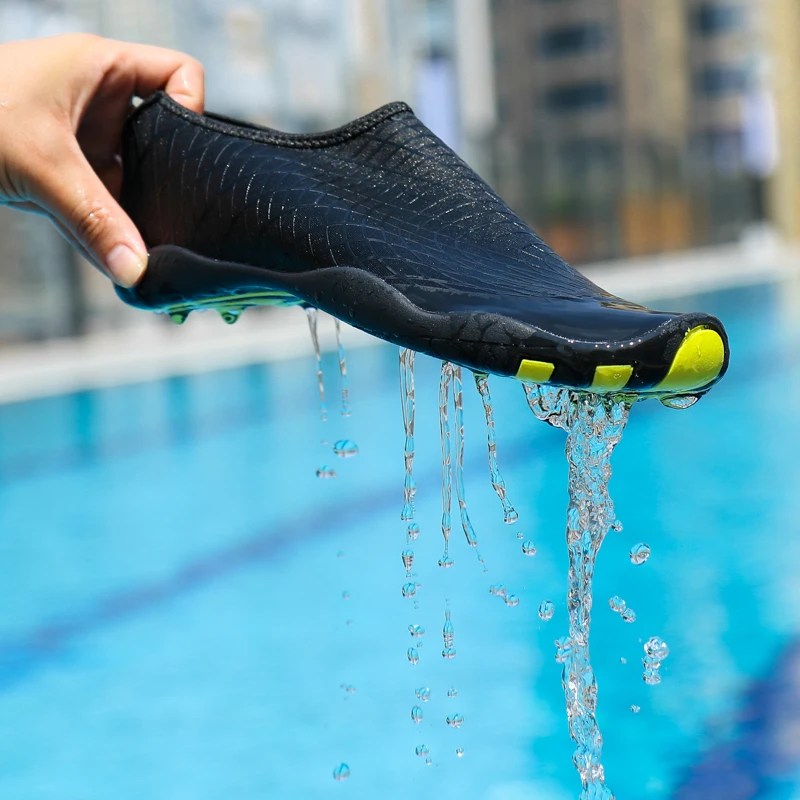 Lightweight Mens Aqua Shoes Quick-drying Wading Shoes Outdoor Beach Shoes Woman Flats Slip On Yoga Shoes Surfing Diving Unisex