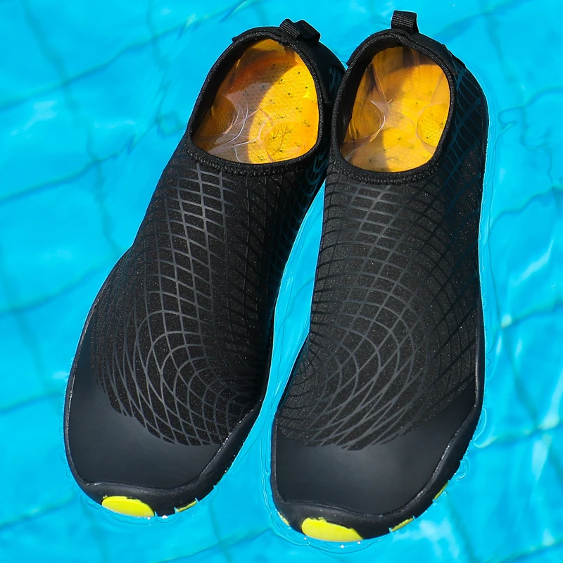 Lightweight Mens Aqua Shoes Quick-drying Wading Shoes Outdoor Beach Shoes Woman Flats Slip On Yoga Shoes Surfing Diving Unisex thumbnail 4
