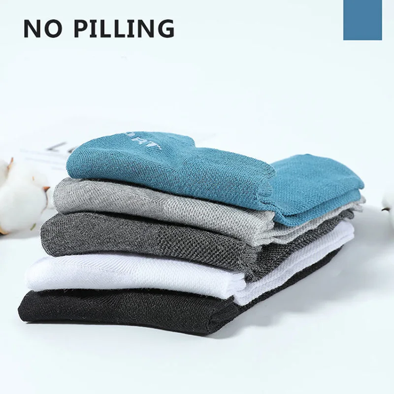 5 Pairs Of Mens Summer Thin Mesh Breathable Mens Polyester Sports Socks Sweat Absorbing Short Socks thumbnail 3