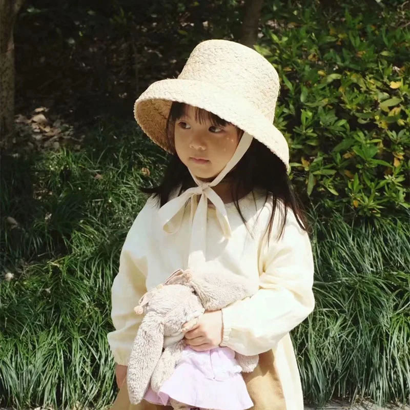 2023 Children Hand-knitted Raffia Retro Flat Top Sun Hats Girls and Boys Summer Travel Sunscreen Vacation Straw Hat with Lacing thumbnail 6