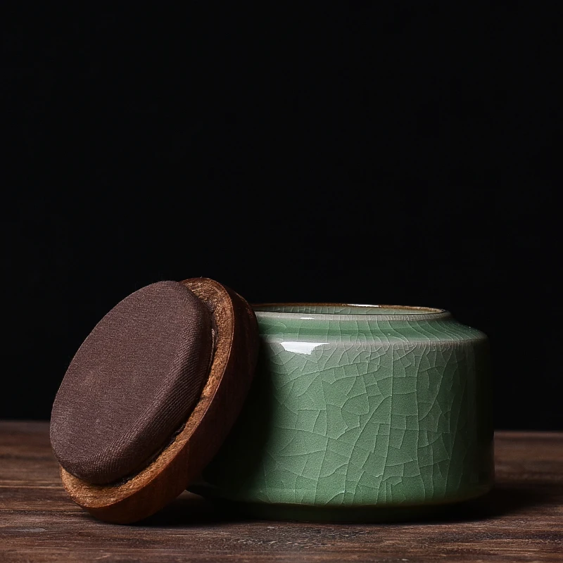 Exquisite Ceramic Tea Jar Celadon Decorative Table Top Jewelry Ring Necklace Storage Box Portable Candy Coffee Bean Storage Jar thumbnail 3