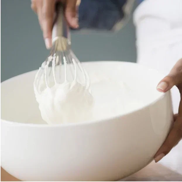 10-inchManual Egg Beater Stainless Whisk Kitchen Wire Balloon Whisk Milk Egg Beater Egg Mixing Mixer Tools thumbnail 4