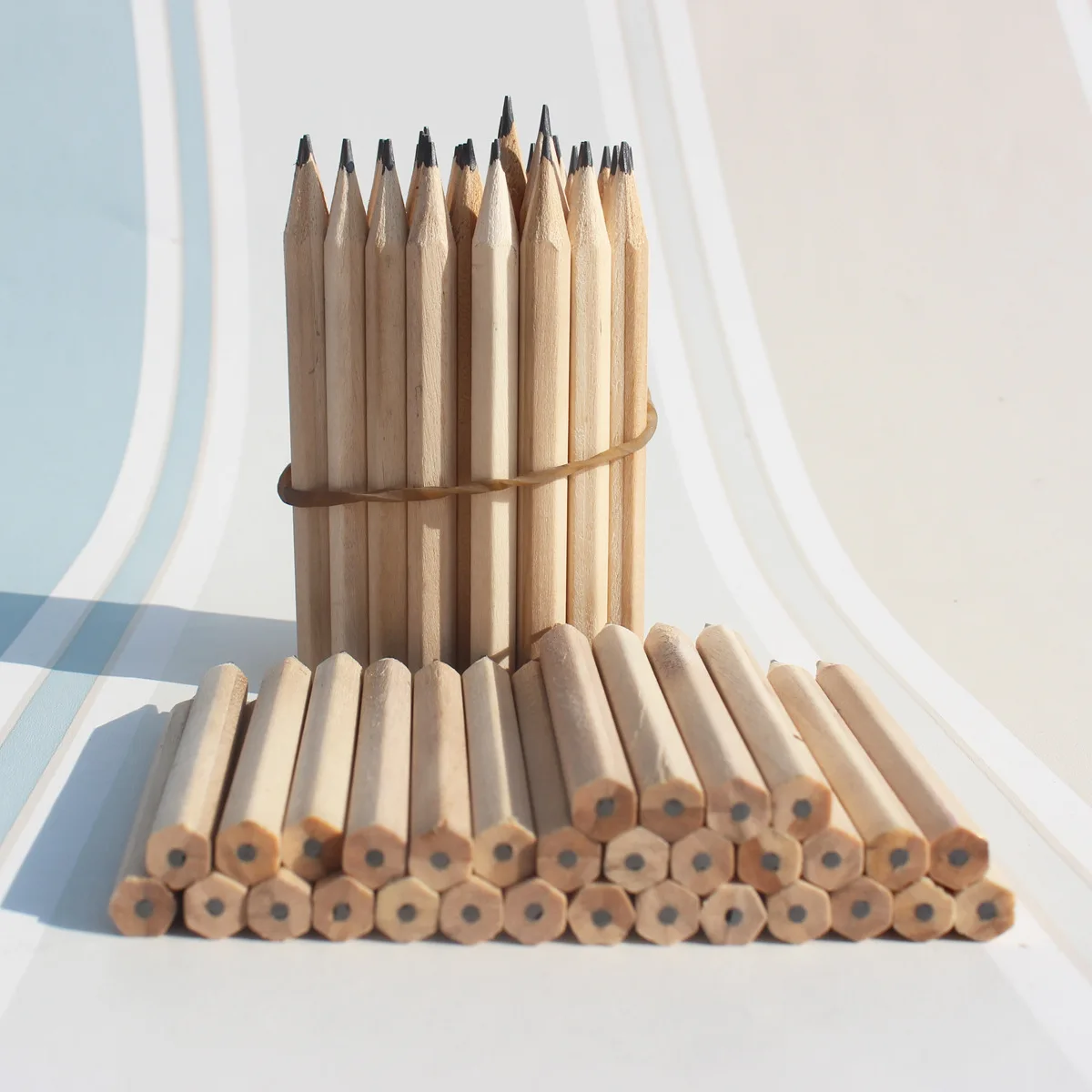 20pcs Mini Short Wood Pencil Simple Black Sketching Pencils Back To School Writing Stationery thumbnail 4