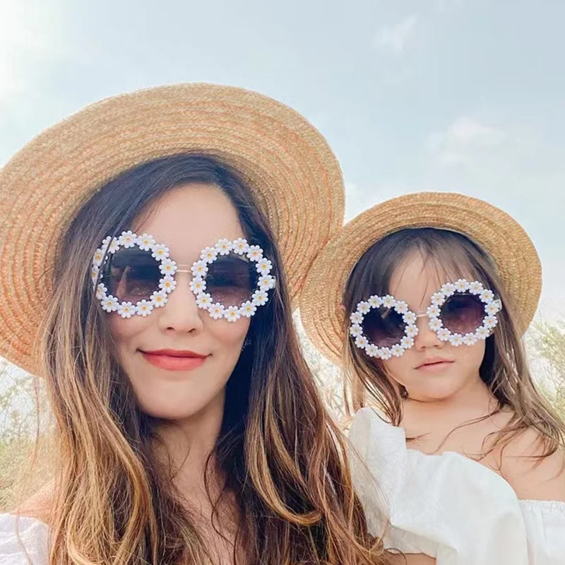 BEGREAT Summer Flower Round Frame Sunglasses for Women Fahion Designer Daisy Sunglasses Novel Floral Glasses for Adult Kids thumbnail 2