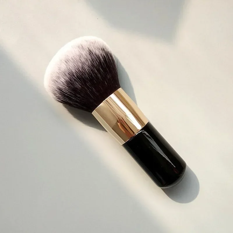 Large Size Powder Foundation Brush Professional Makeup Brush Multifunctional Cosmetic  Blush Sculpting Bronzer Brush Makeup Tool thumbnail 3