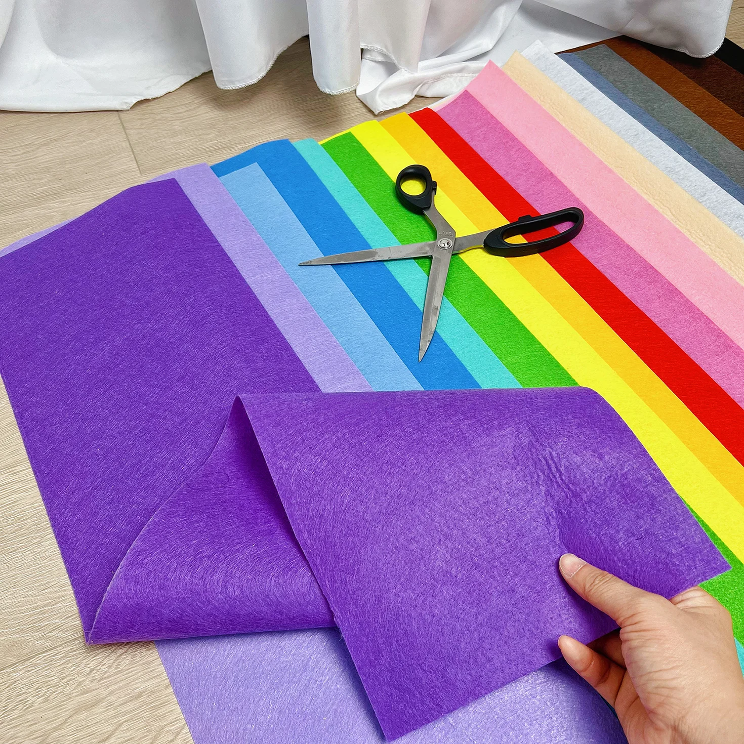 1Pc Felt Fabric Sheets DIY Crafts Felting Non-Woven Fabric for Patchwork School Projects Decoration 18 Assorted Color thumbnail 5