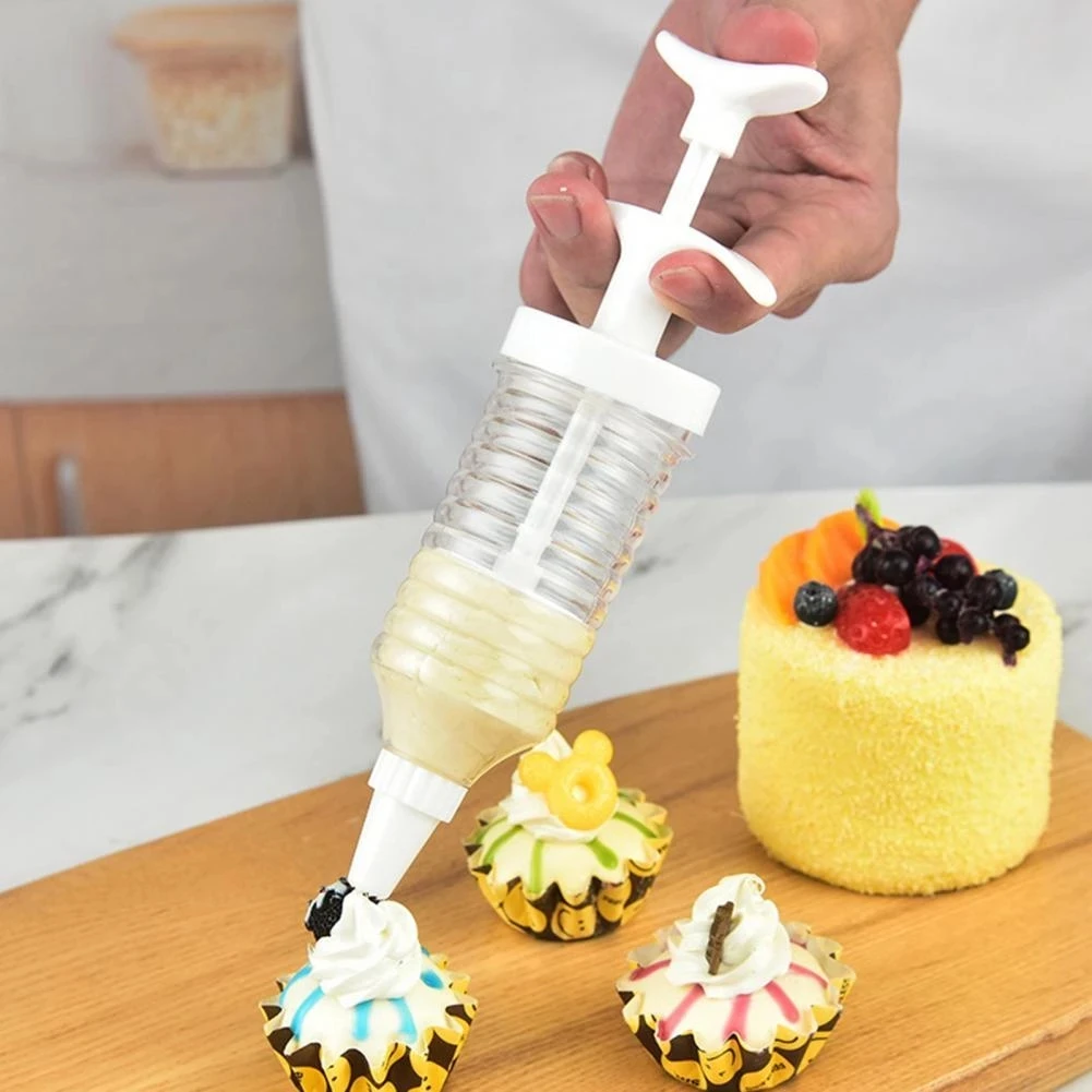 new 8 pipe nozzles with syringe Plastic cream baking nozzle dispenser Icing pastry cream tips Pastry tube decoration tool thumbnail 3