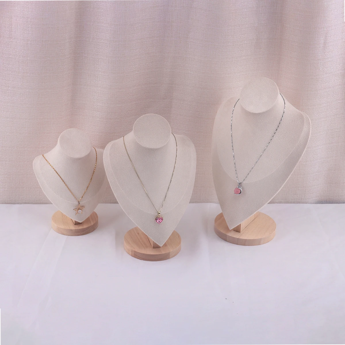 Velvet Portrait Necklace Display Pendant Organizer Jewelry Display Stand Jewelry Mannequin Bust Necklace Pendant Window Display thumbnail 3