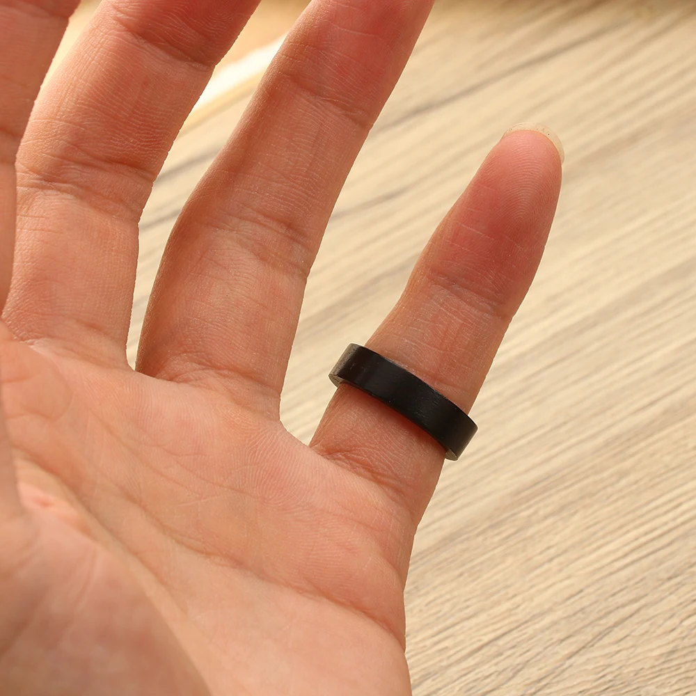 Fashion Blood Sandalwood Ebony Wood Ring for Men Women Retro Natural Wood Ring Pagan Pull Finger Ring Women's Ring Jewelry Gift thumbnail 3