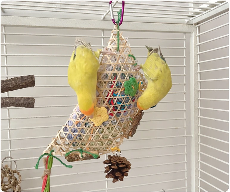 Parrot Bite Toys Climbing Foraging Bird Chewing Toy Colored Paper Shredder Bamboo Woven For Lovebirds,Cockatiels,Budgies thumbnail 3
