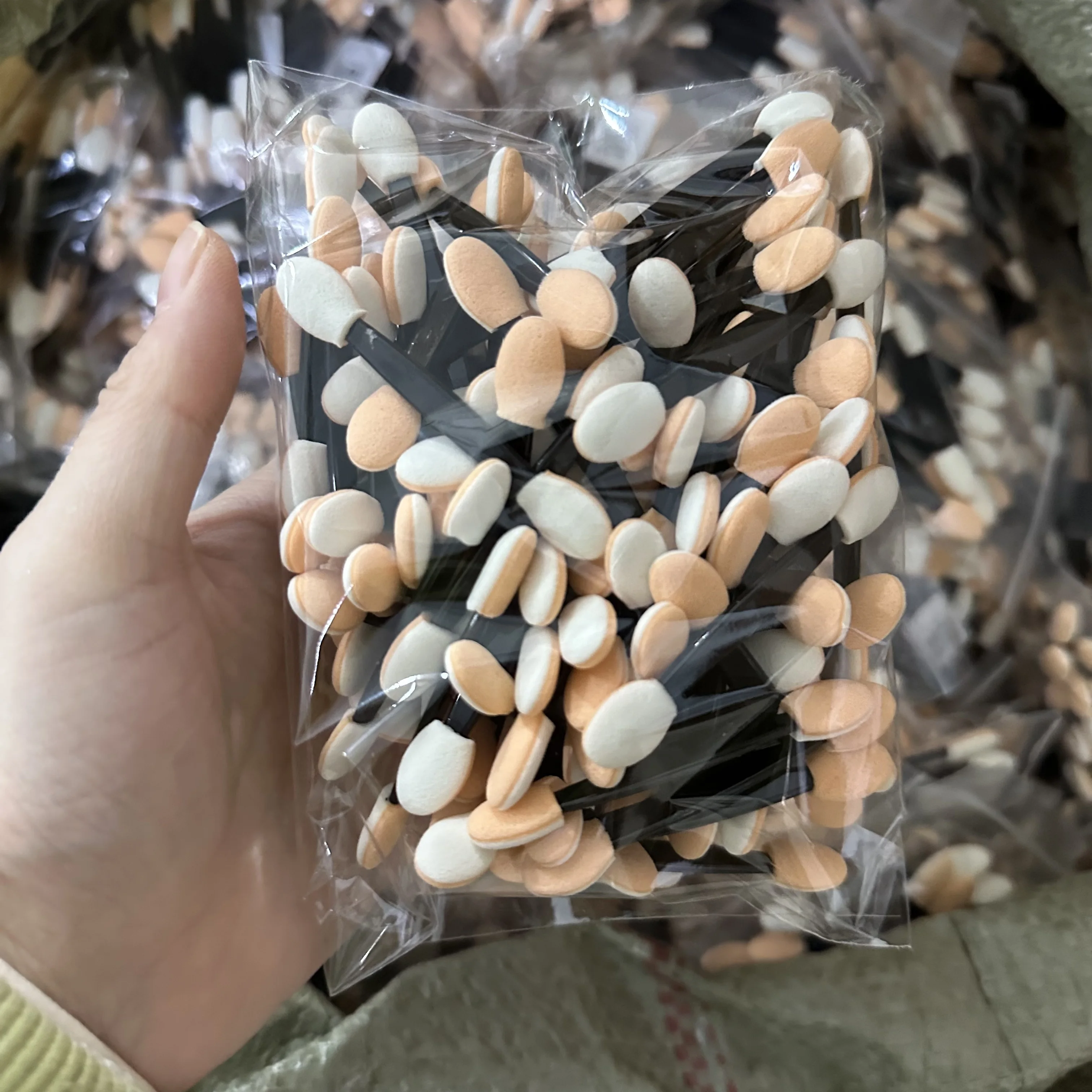 10/30/50/200/500/1000pcs Double Ended Sponge Nail Art Powder Brush Multifunctional Eyeshadow Brush Portable Makeup Manicure Tool thumbnail 2