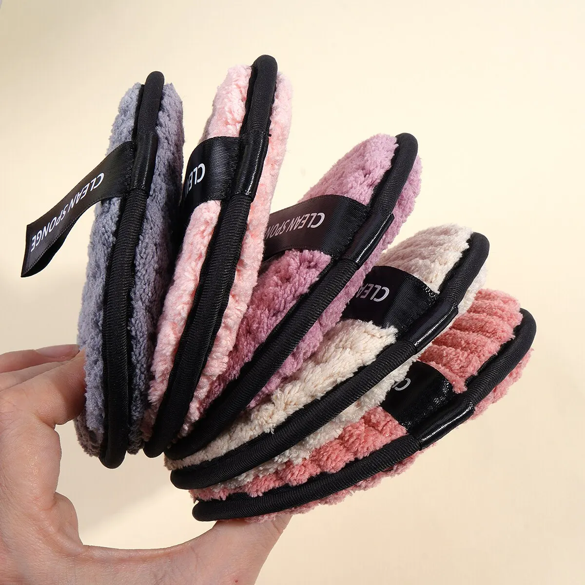 5Pcs Soft Skin Makeup Remover Polyester Facial Cleaning Tool Cosmetic Remover For Men And Women Beauty Tool thumbnail 5
