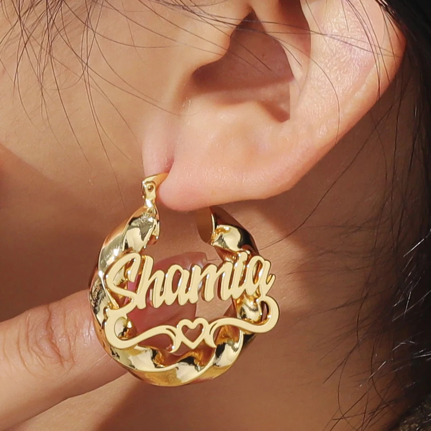Qitian Kids Jewelry Custom Name Hoop Earrings Women Name Earring Twist Hoop Women Names Earrings Personalized Christmas Gift thumbnail 2