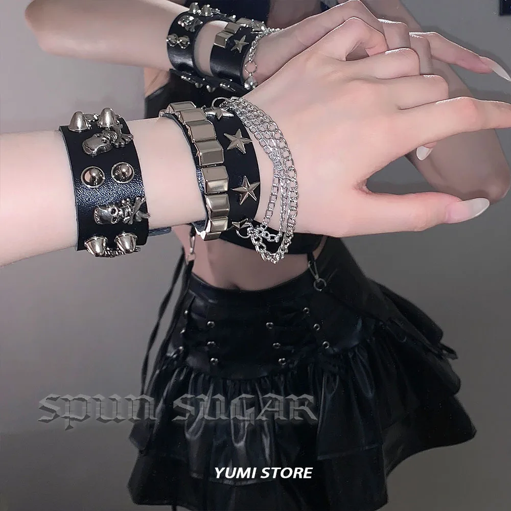 Punk Rivet Star PU Leather Bracelet For Women Men Hip Hop Gothic Dark Girl Rock Jewelry Pendant Love Chain Hip Hop Accessories thumbnail 4