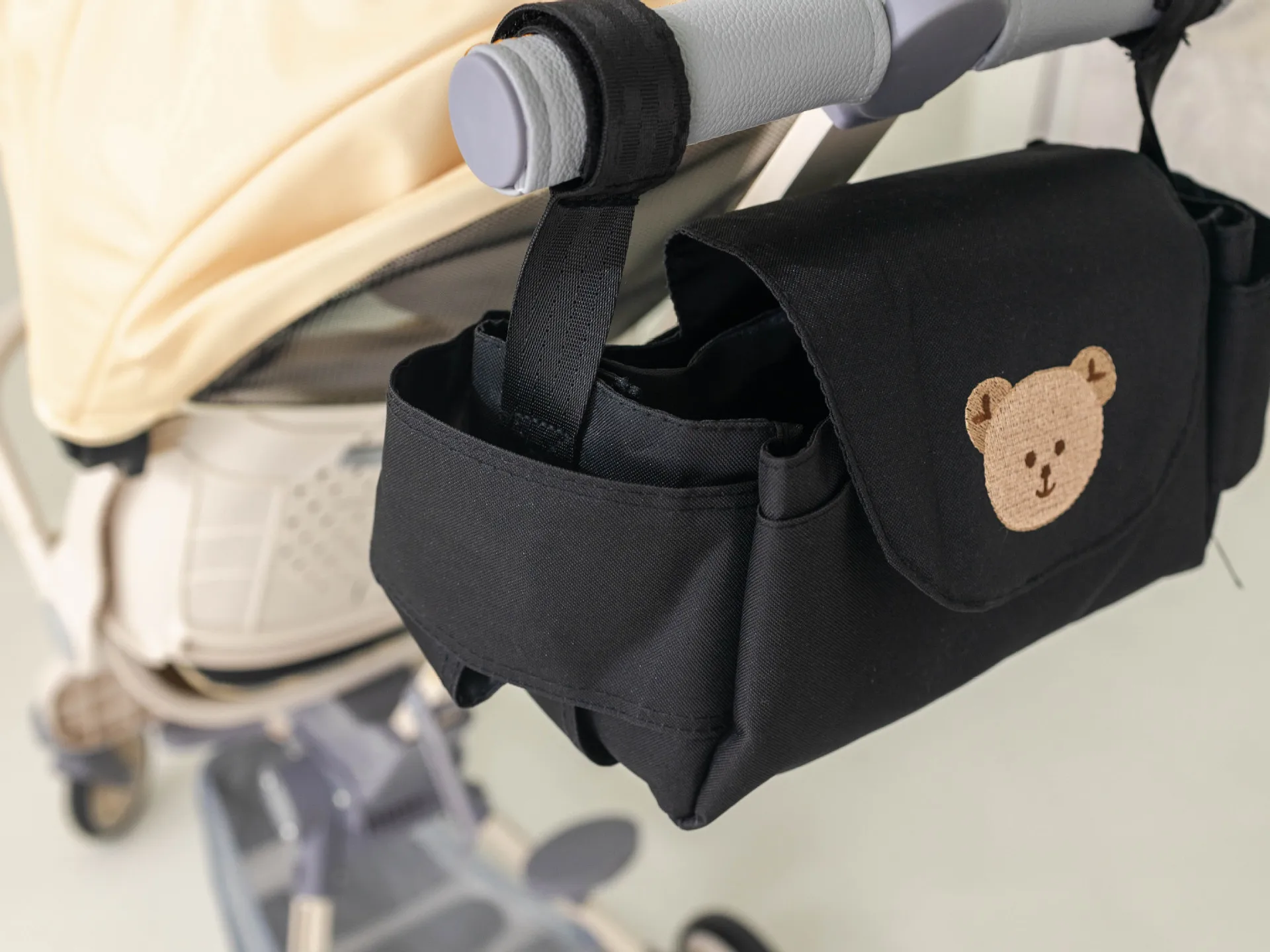 Baby Stroller Bag Pram Organizer Baby Accessories Cup Holder Newborn Trolley Portable Travel Car Bags for Carriages Universal thumbnail 3