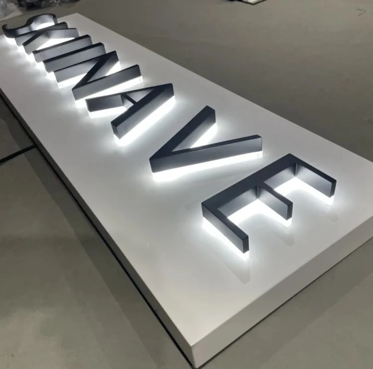 Business SignBoard Metal Backlit Sign Company Sign Outdoor Backlit LED Logo Custom 3D Illuminated Letters Advertising LED Letter thumbnail 4