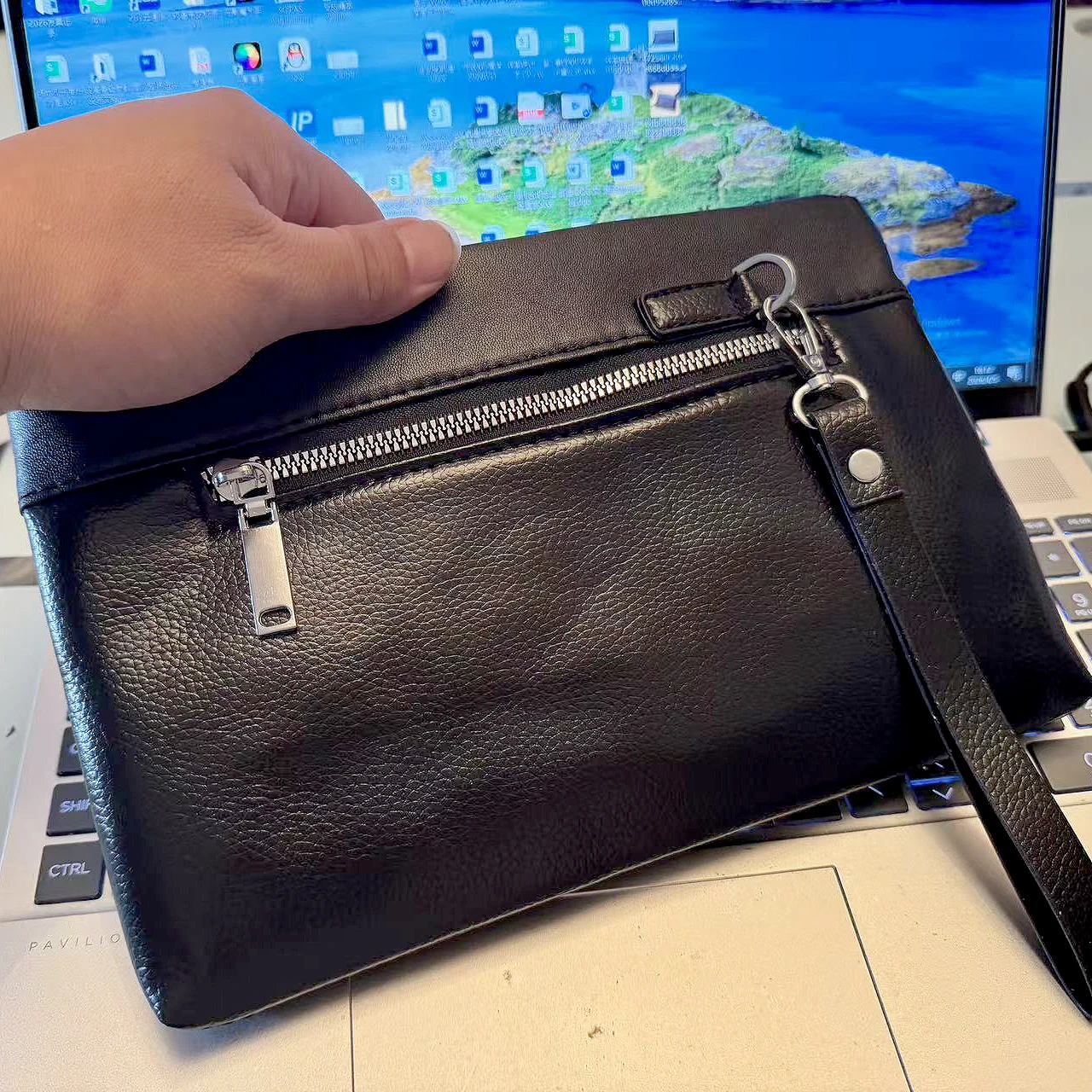 Fashion Business Style Men's Handbag Clutch Bag Soft PU Leather Male Waist Pack Bag Elegant Leisure Stylish Hand bag Men Pouch thumbnail 2