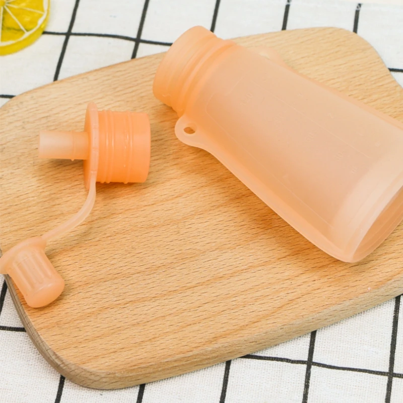 Portable milk storage bag for infants over 6 months food grade silica gel fruit puree bag feeding tableware complementary food thumbnail 4