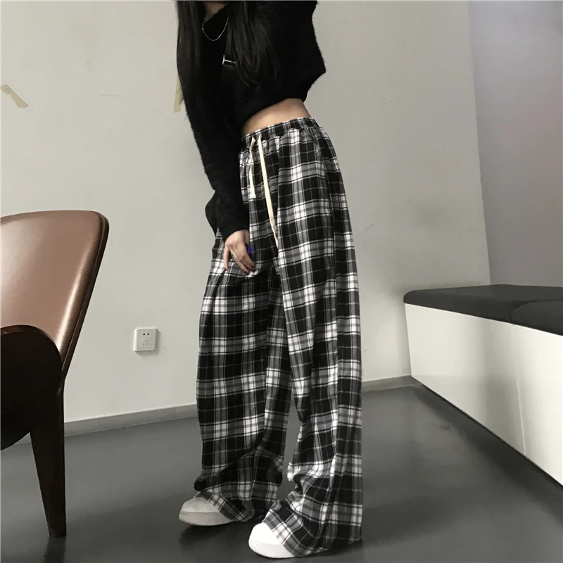 Oversize Women Sweatpants Fashion Black Plaid Casual Pants Baggy Elastic Waist Pockets Student Unisex Hip Hop Loose Trousers thumbnail 4
