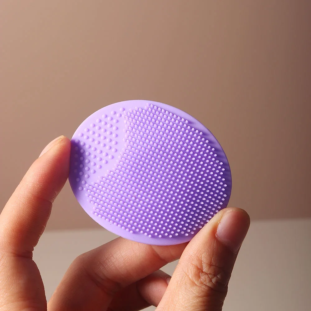 2 pcs Baby Silicone Bath Brush baby care Scrubbers Exfoliating and Massaging Brush Scalp Care Scrubber for Hair Care thumbnail 4