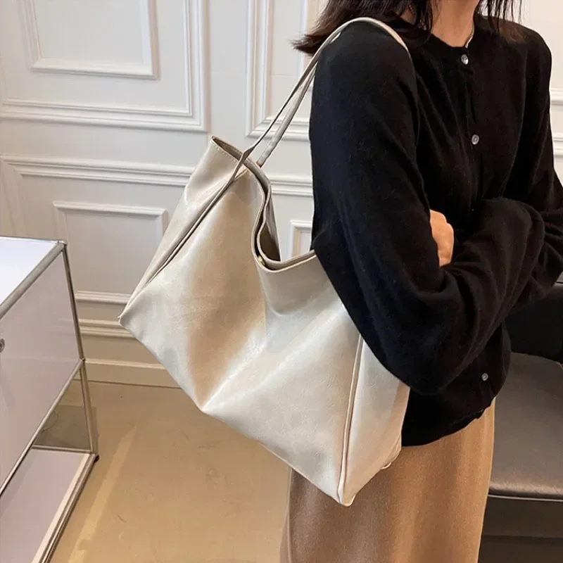 Women Tote Bag Fashion Underarm Pouch Large Capacity Soft Pu Leather Shoulder Bag Retro Crossbody Bag Casual Portable BucketBags thumbnail 4