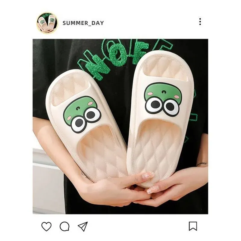 Summer Beach Slides Bathroom Anti Slip Slipper Non-Slip Home Flip Flops Cartoon Frog Soft Sandals thumbnail 2