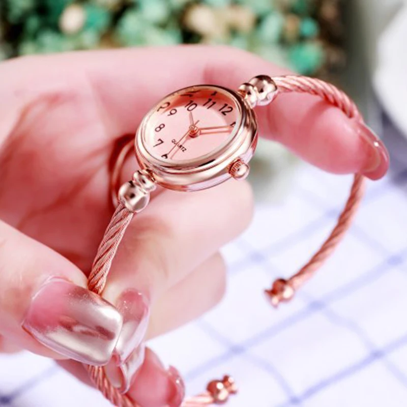 YIKAZE Small Gold Bangle Bracelet Luxury Watch Stainless Steel Retro Ladies Quartz Wristwatch Fashion Casual Thin Chain Watches thumbnail 3
