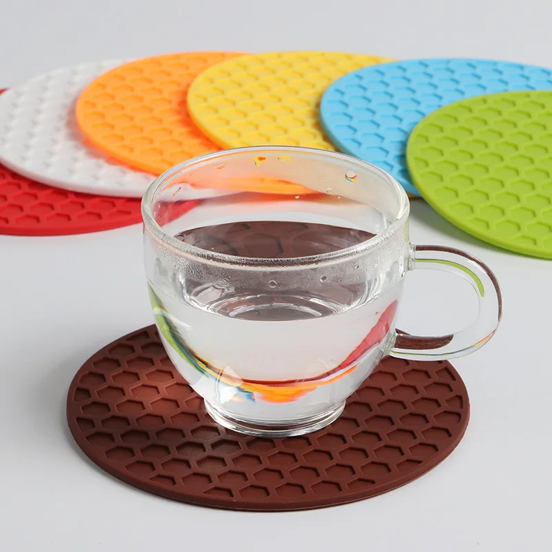Round Coaster Cup Mats Coffee Drinks Silicone Tea Cup Holder Thickened Anti-slip Heat Thickened Pads Kitchen Table Accessories thumbnail 2