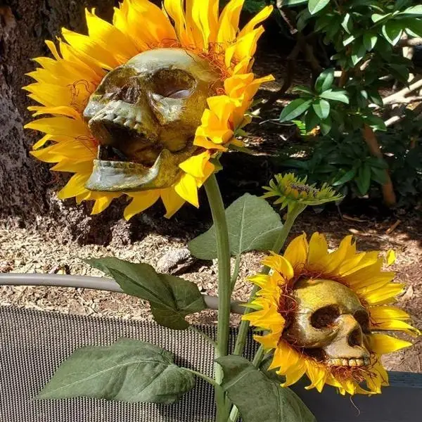 Creepy Skull Sunflower Flowers Skull Festival Art Craft Garden Decoration Simulation Flower Ornaments Halloween Decorations thumbnail 3