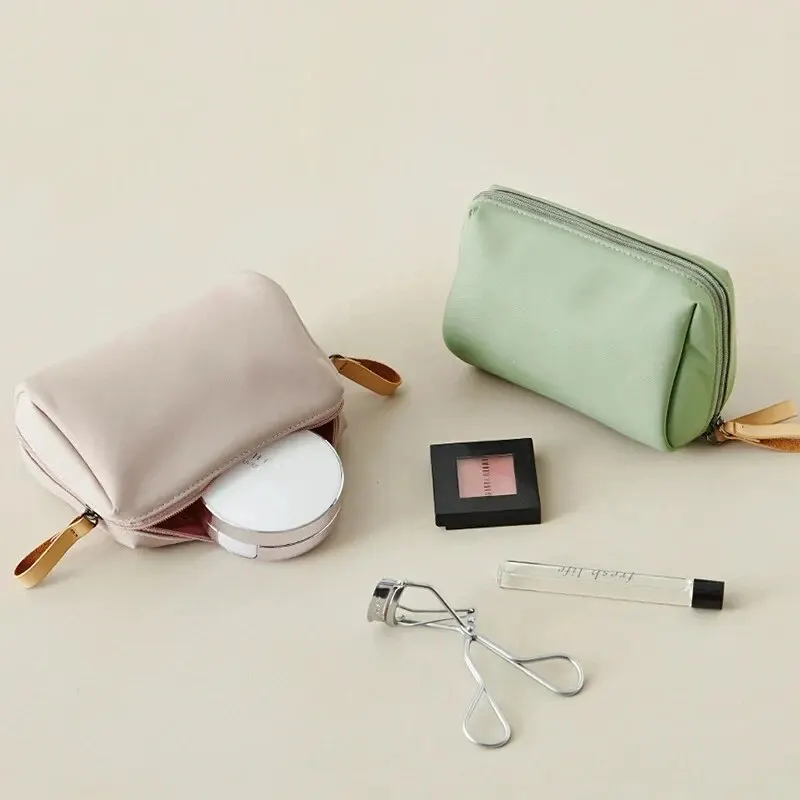 2024 New Women Cosmetic Bag Solid Color Korean Style Makeup Bag Pouch Toiletry Bag Waterproof Makeup Organizer Case Luxury Bag thumbnail 2