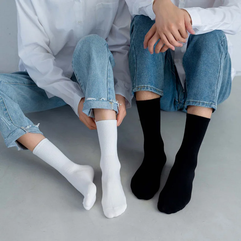 5 Pairs Men Crew Socks Black And White Middle Tube Streetwear Soft Breathable Cotton Casual Socks thumbnail 3