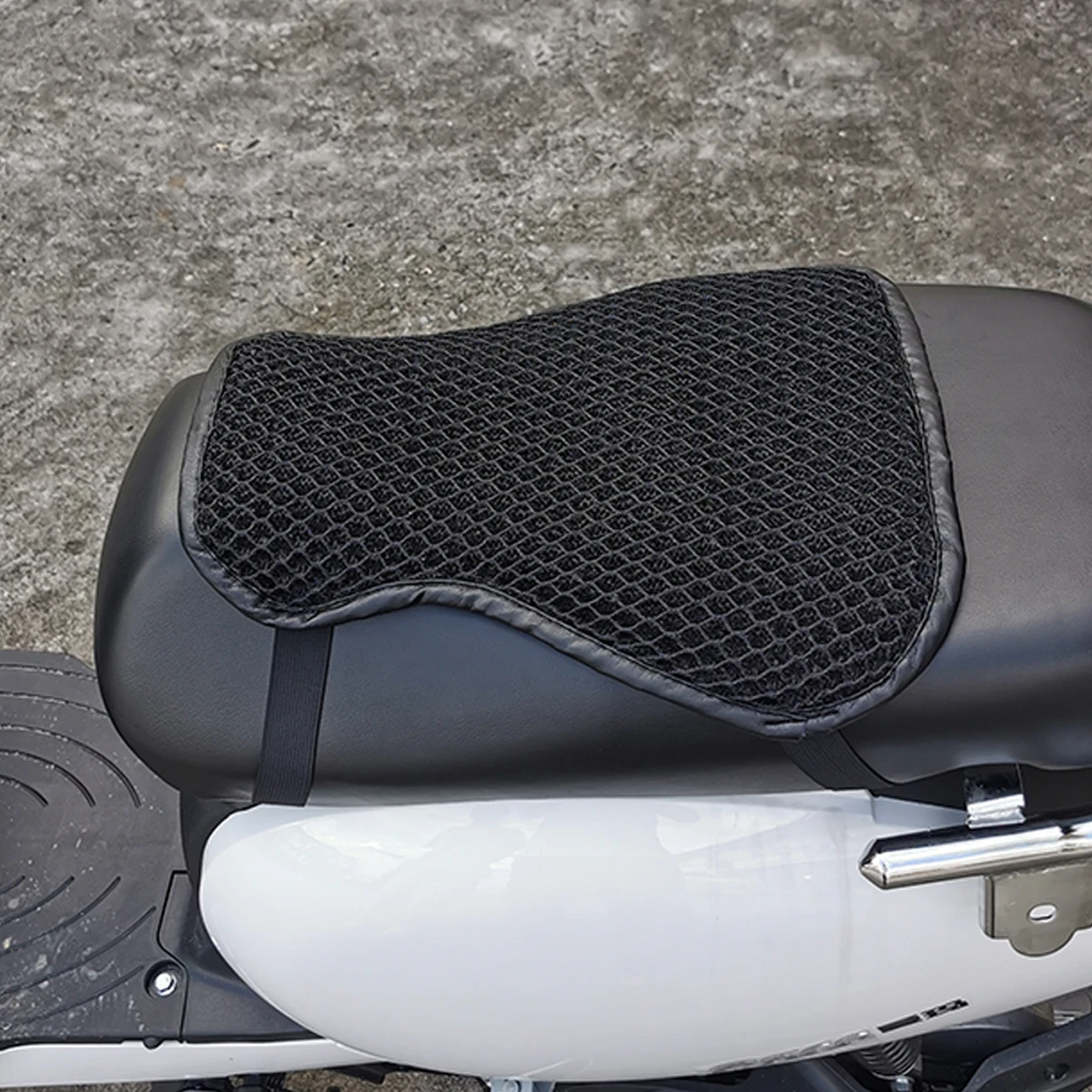 Motorcycle Seat Cushion Non-slip 3D Breathable Mesh Structure Soft and Comfortable Sun Protection Motorcycle Accessories thumbnail 6