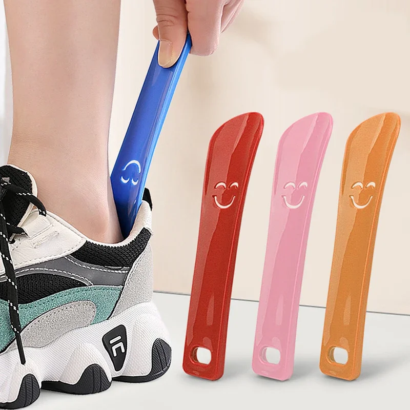 1Pcs 15cm Shoe Horns Professional Plastic Horn Spoon Shape Shoehorn Black Plastic Shoe Horn Sho Lifter Flexible Sturdy Slip thumbnail 2