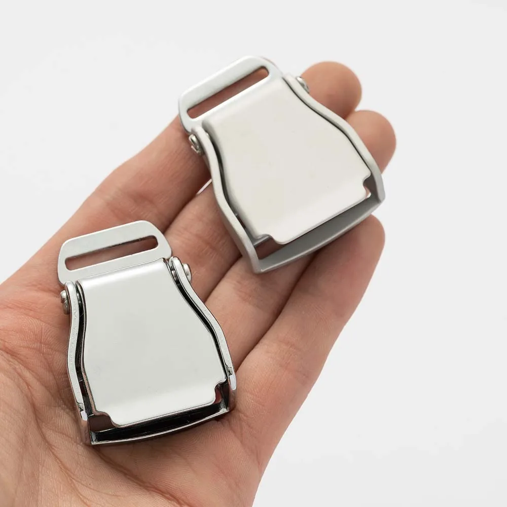 2CM 1.5CM SLOT Detachable Mini Airplane Safety Seat Belt Buckle Aviation Airline Plane Belt Aircraft Seatbelt Buckle Keychain thumbnail 3