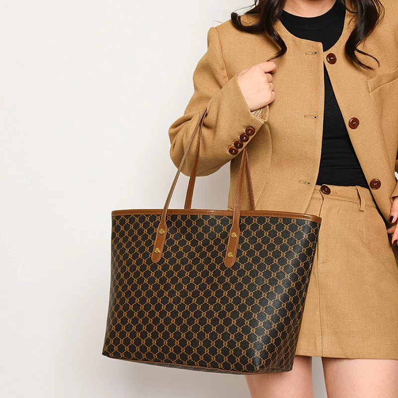 Large Capacity Shoulder Bag Women's PU Leather Handbag for Commuting and Casual Use Versatile Tote Bag thumbnail 2