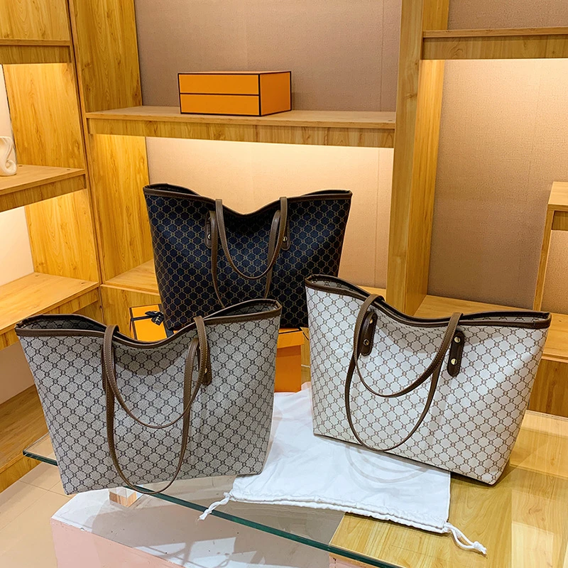 Large Capacity Shoulder Bag Women's PU Leather Handbag for Commuting and Casual Use Versatile Tote Bag thumbnail 6