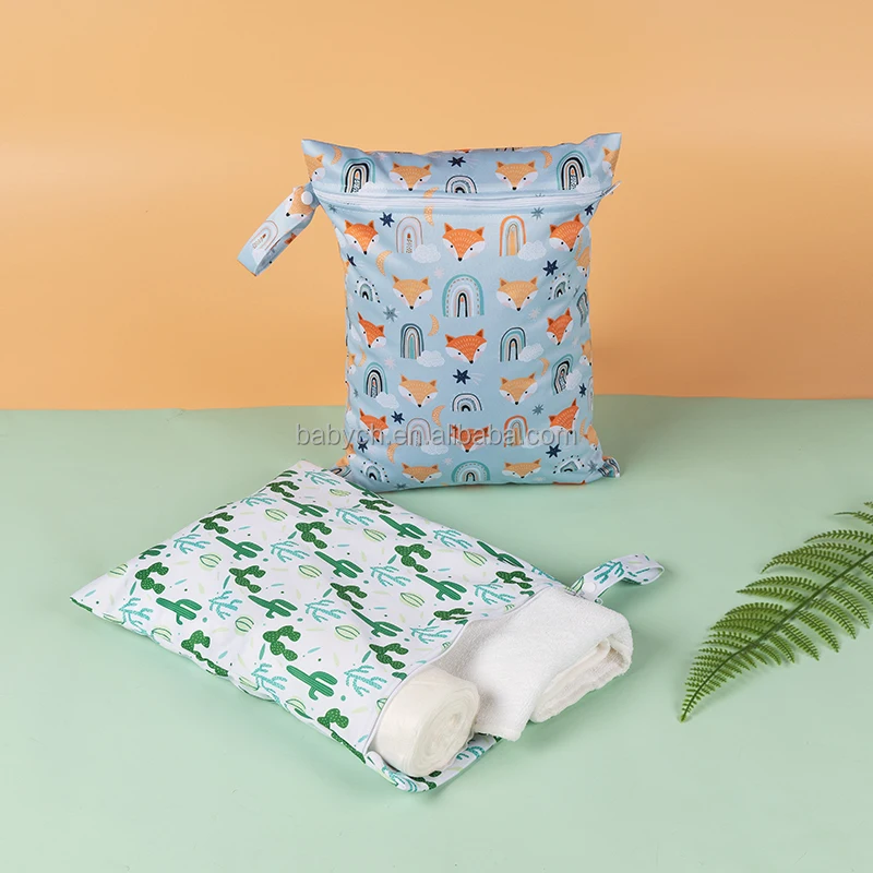 BIAI Waterproof Wet Bag Washable Diaper Wet Bag Hanging Reusable Travel Organizer Bag Baby Clothes Storage Bag Mini Wet Bag thumbnail 3