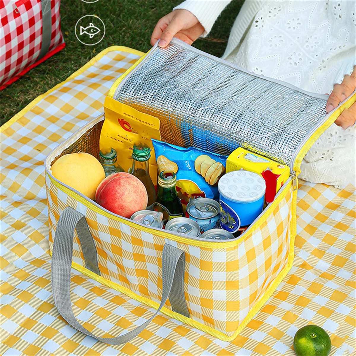 Outdoor portable thickened Insulated handbagstudent spring outing travel camping large capacity checkered picnic bag thumbnail 6