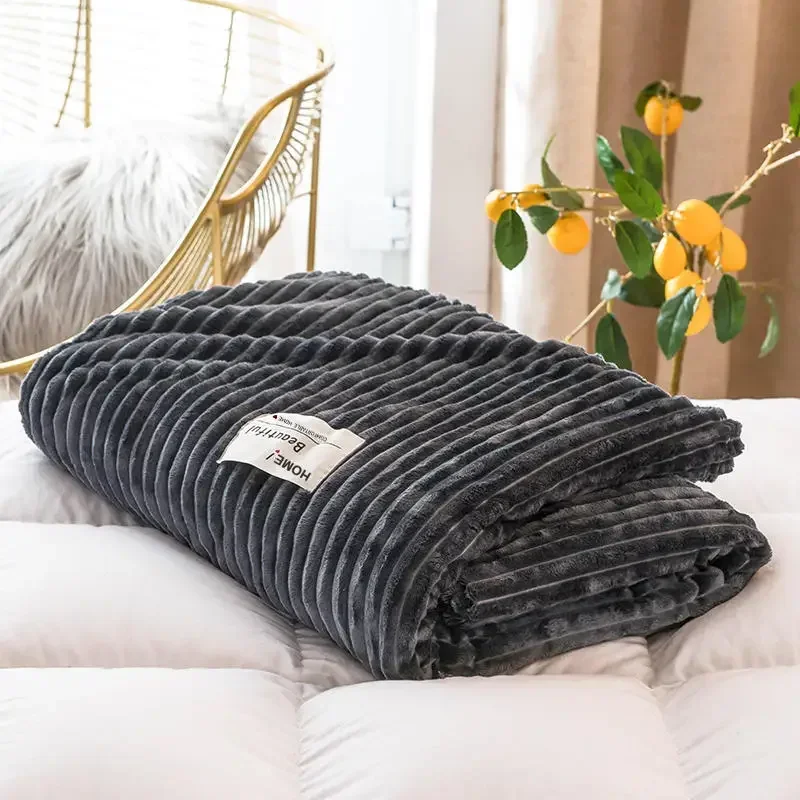 Blankets for Beds Solid Yellow Color Soft Warm 300GSM Plaid Square Flannel Blanket On the Bed Thickness Throw Blanket thumbnail 2