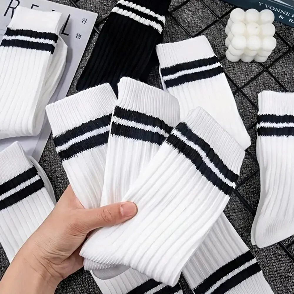 6/10 Pairs Men's Socks Spring Autumn Simple Casual Black White Striped Socks Breathable Mid Tube Sock High-quality Round Neck thumbnail 2
