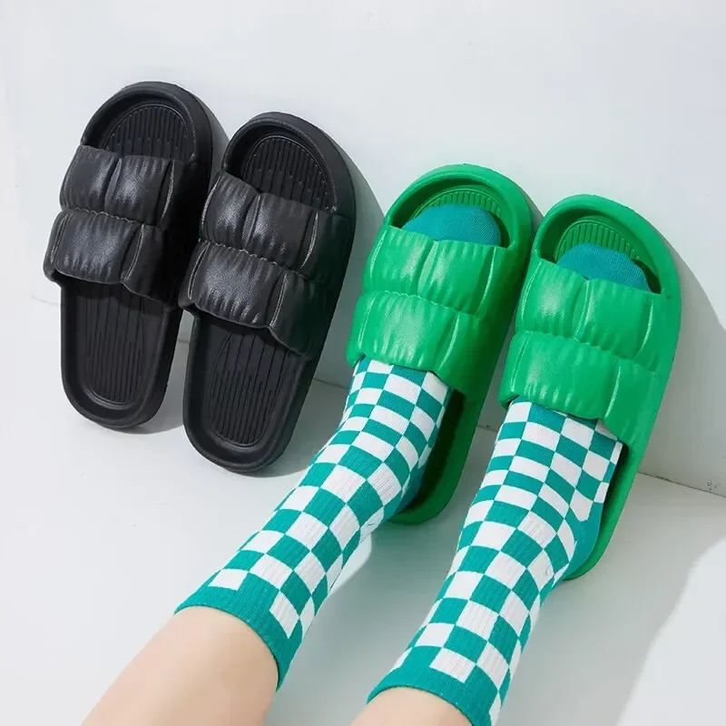 2024 Women Soft Sole Cloud Slippers Thick Platform Indoor Outdoor Beach Sandals Summer EVA Non Slip Flip Flops thumbnail 3