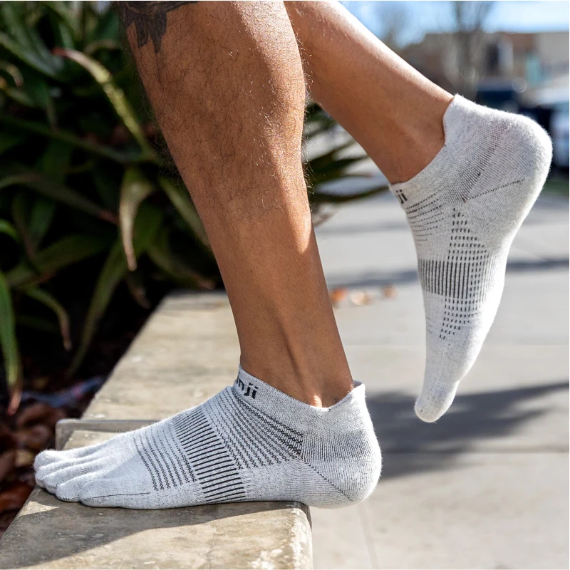 Injinji five-finger socks short tube thin coolmax sweat-absorbent fitness running socks toe socks in spring and summer. thumbnail 2
