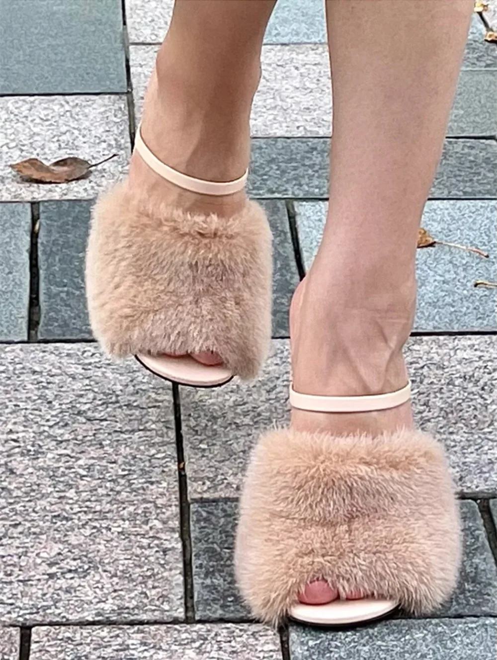 Fashion Women Fur Slippers Sexy Peep Toe Gladiator Sandals Dress Pumps Summer Women Wedge Shoes Strange Heel Mules High Heels thumbnail 5