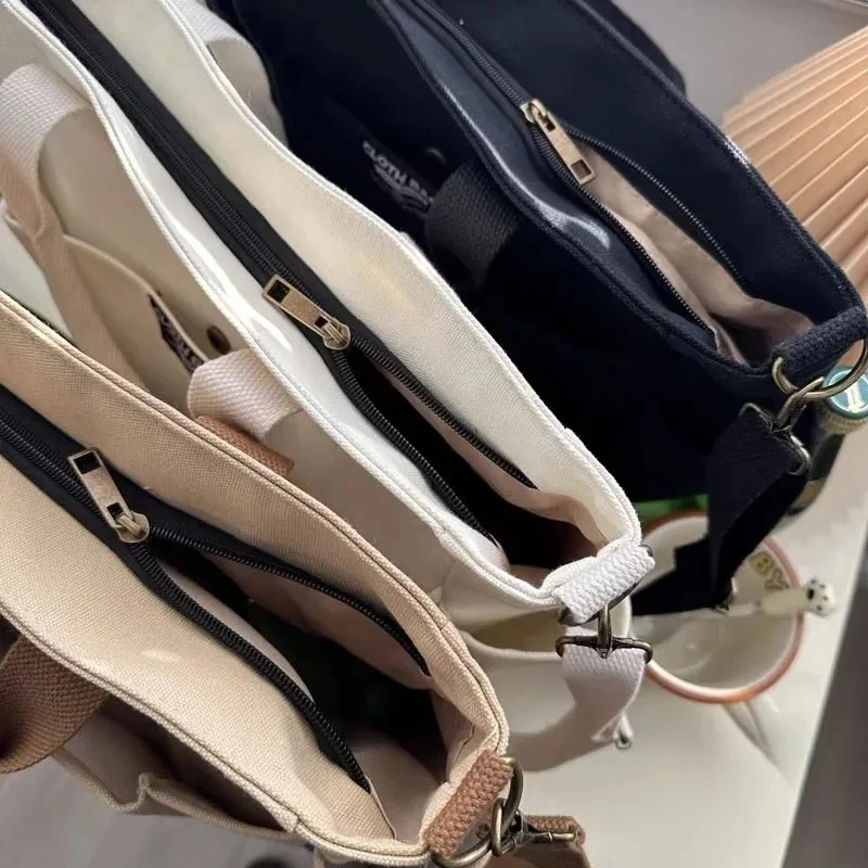 Urban Minimalist Female Student Large Capacity Commuting Horizontal Canvas Single Shoulder Diagonal Cross Portable Tote Bag thumbnail 4