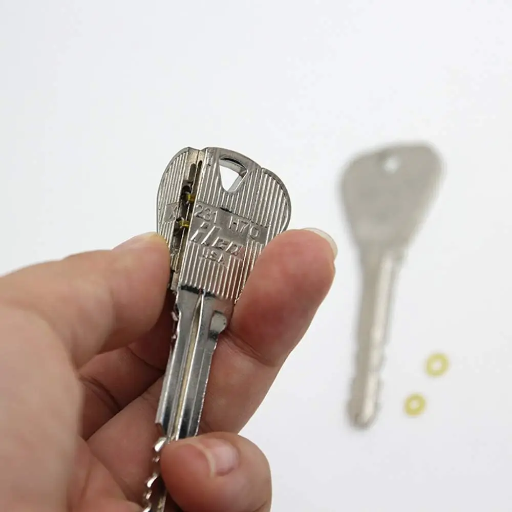 Folding Key Through Bottle Magic Trick Ring Penetration Gimmick Magic Prop Fun Magic Toy Easy to Play Gift for Kids Adults Party thumbnail 4