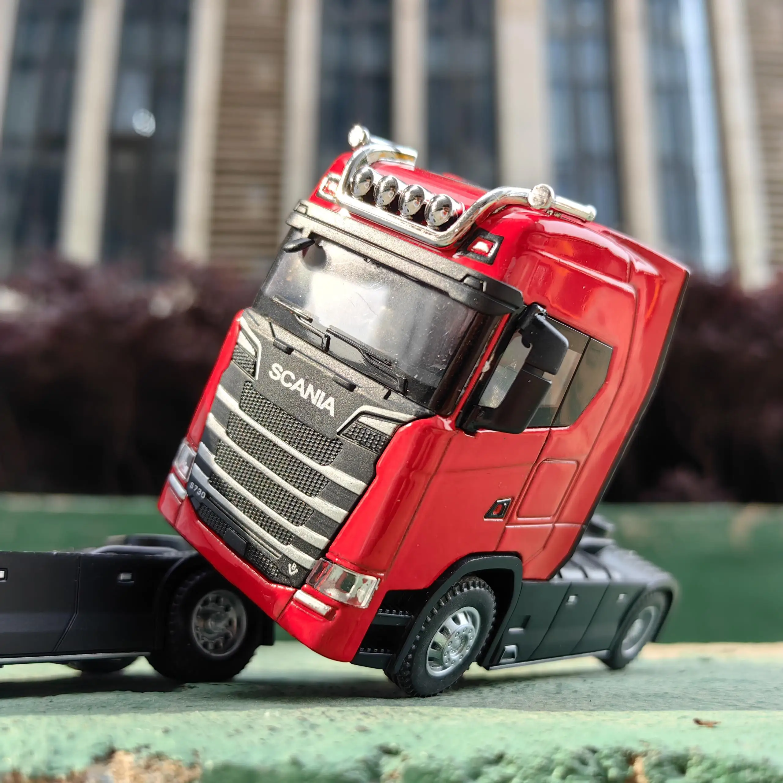 1/50 Alloy Diecast Truck Head Car Model Toys Simulation Engineering Transport Vehicle Pull Back Container Head Metal Toy for Boy thumbnail 3