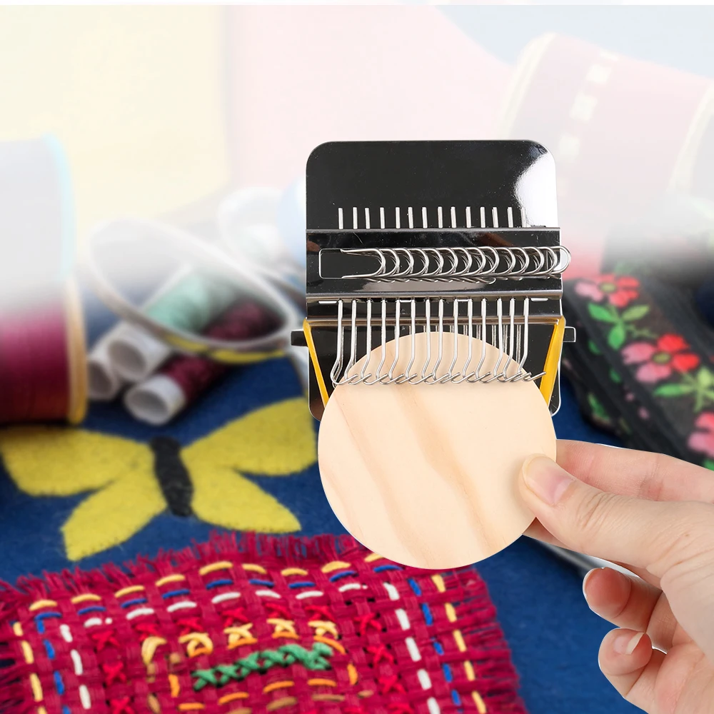 Knitting Tools For Mending Clothes and Jeans Small Frame Hand Tapestry Wood Loom Weaving Frame Small Loom Darning Machine thumbnail 3