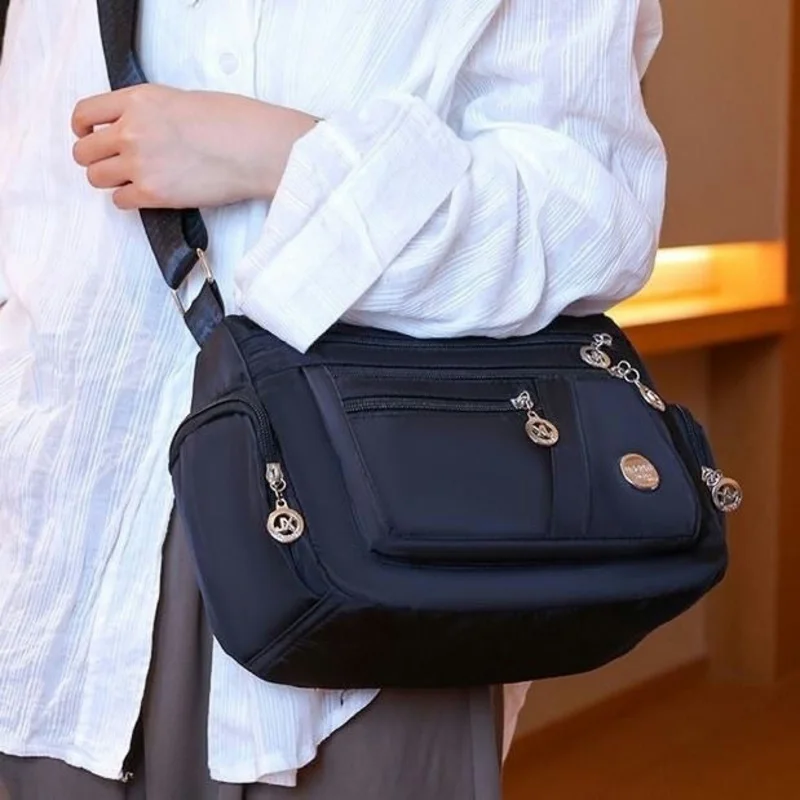 Women Nylon Waterproof Bag Messenger Bags For Lady Crossbody Large Capacity Travel Shoulder Bag Casual Handbags High Quality thumbnail 3