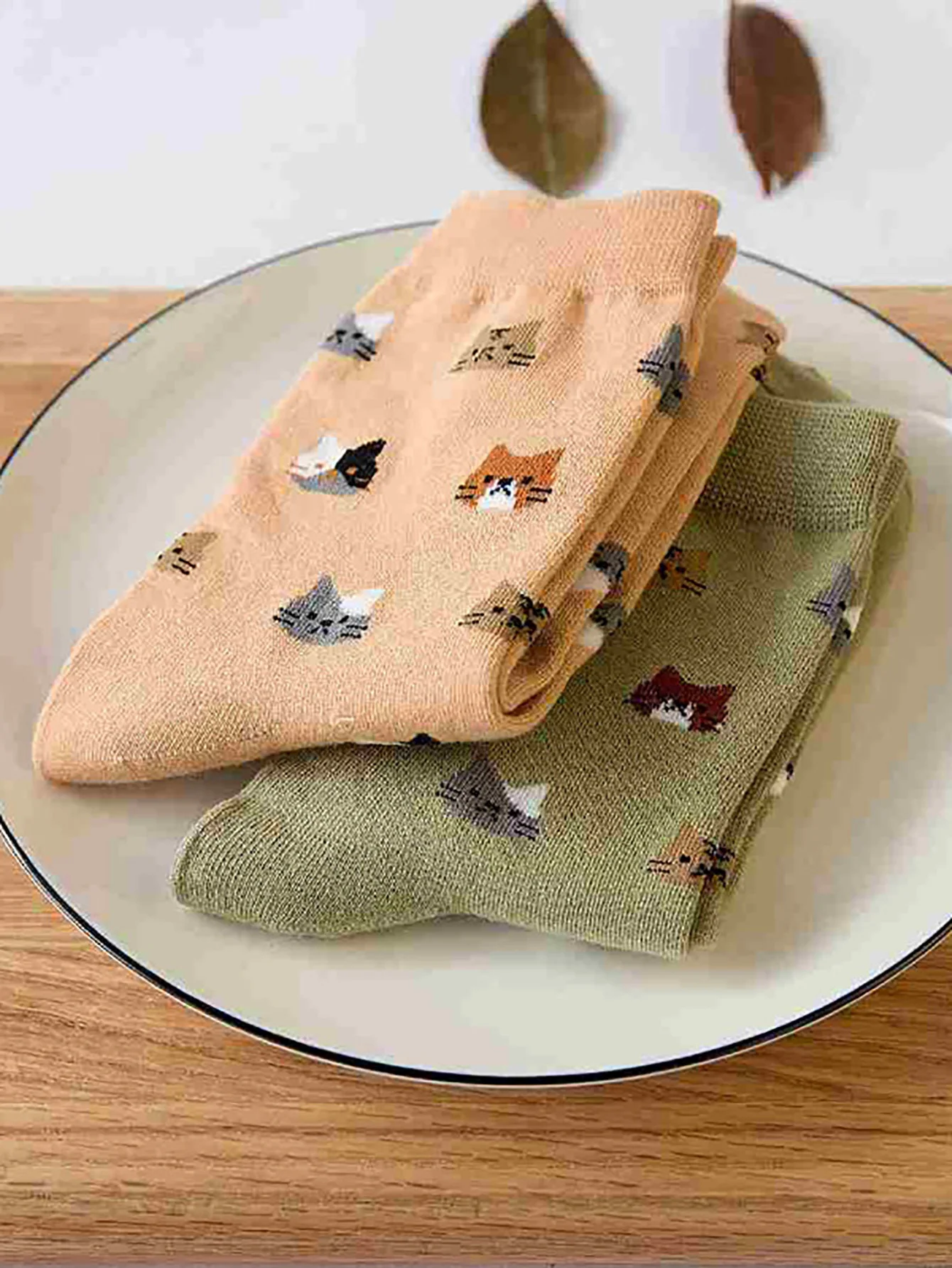 5 Pairs Cat Print Socks, Cute & Comfy All-match Mid Tube Socks, Women's Stockings & Hosiery thumbnail 4